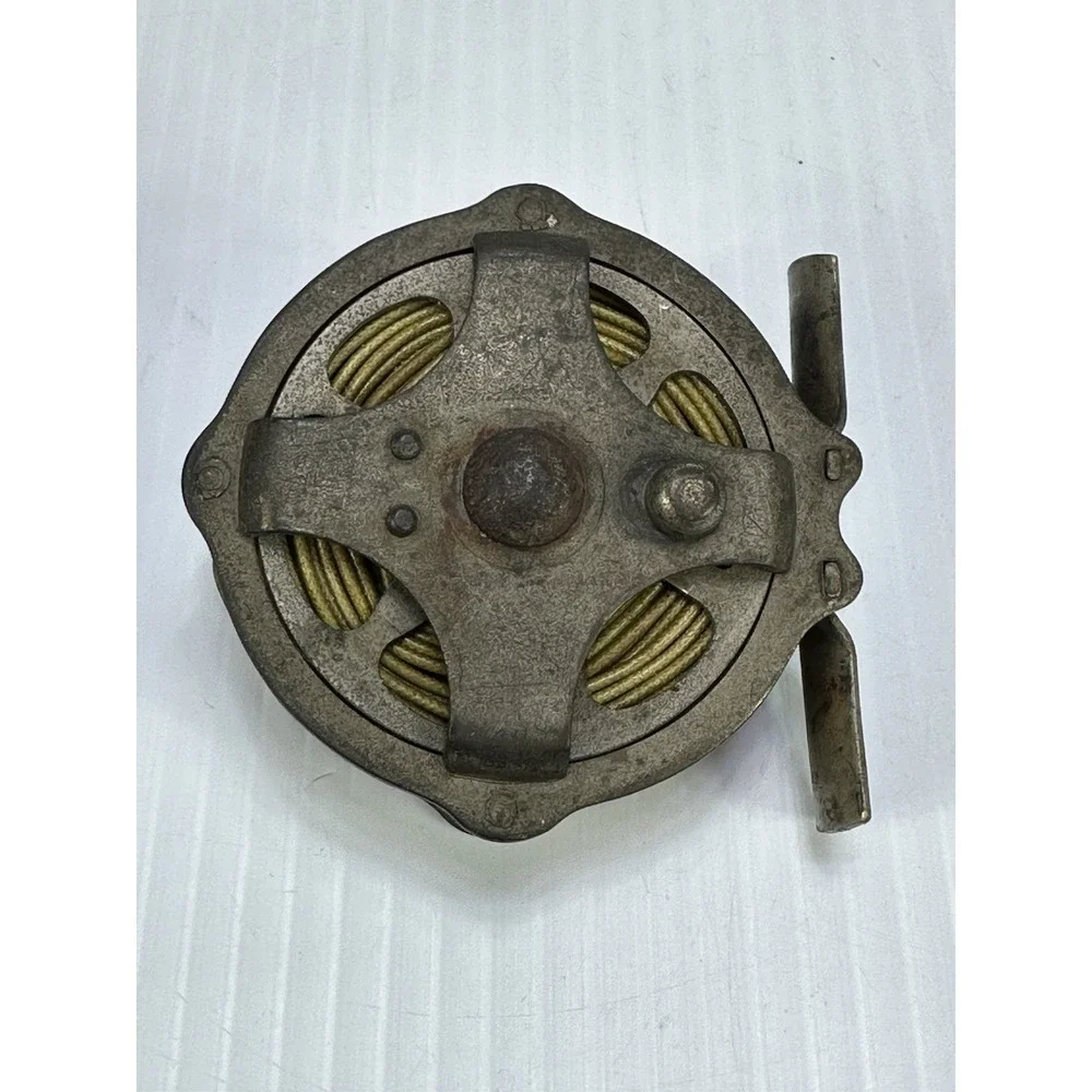 Vintage Skelton Fly‎ Fishing Reel Unbranded 60 Made in USA Barn Find Bakelite
